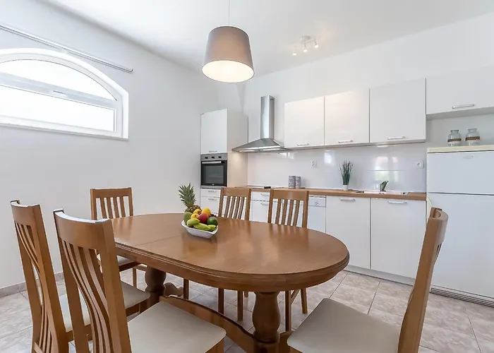 2 Pools-7 By Interhome Apartamento