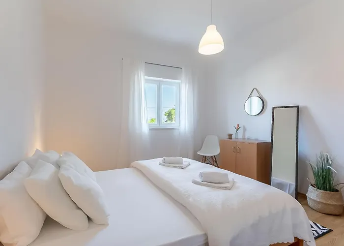 2 Pools-7 By Interhome Apartamento *