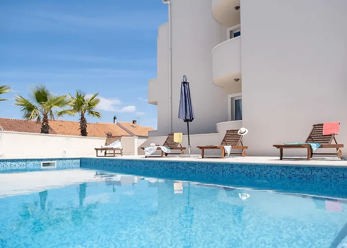2 Pools-7 By Interhome Apartamento *